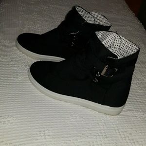 Women sneaker ankle boots